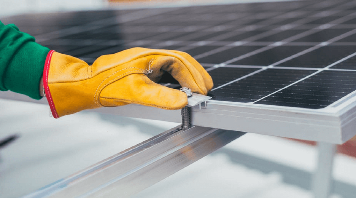 10 Mistakes with Picking a Home Solar Installer and How to Avoid Them